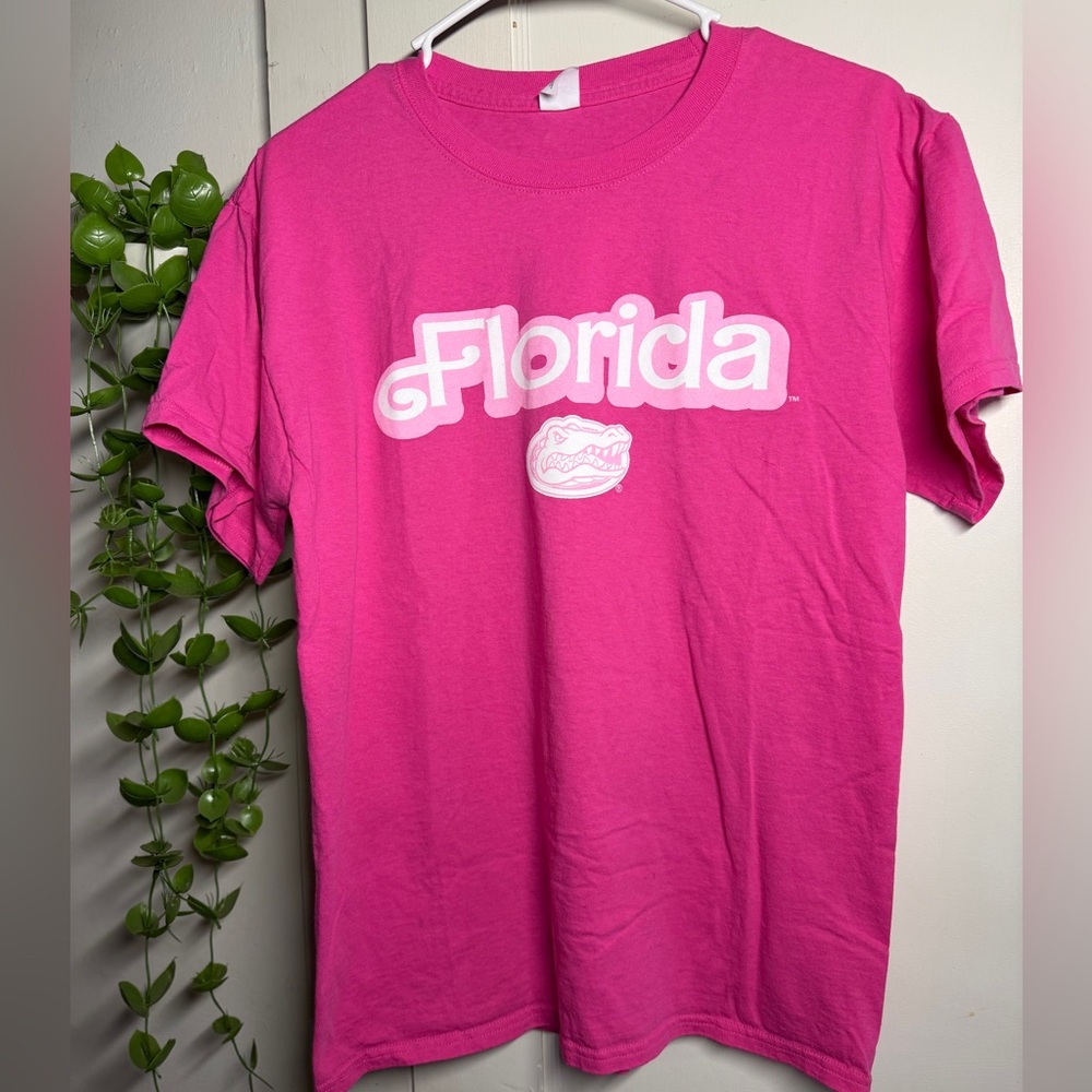 Florida gators pink t shirt